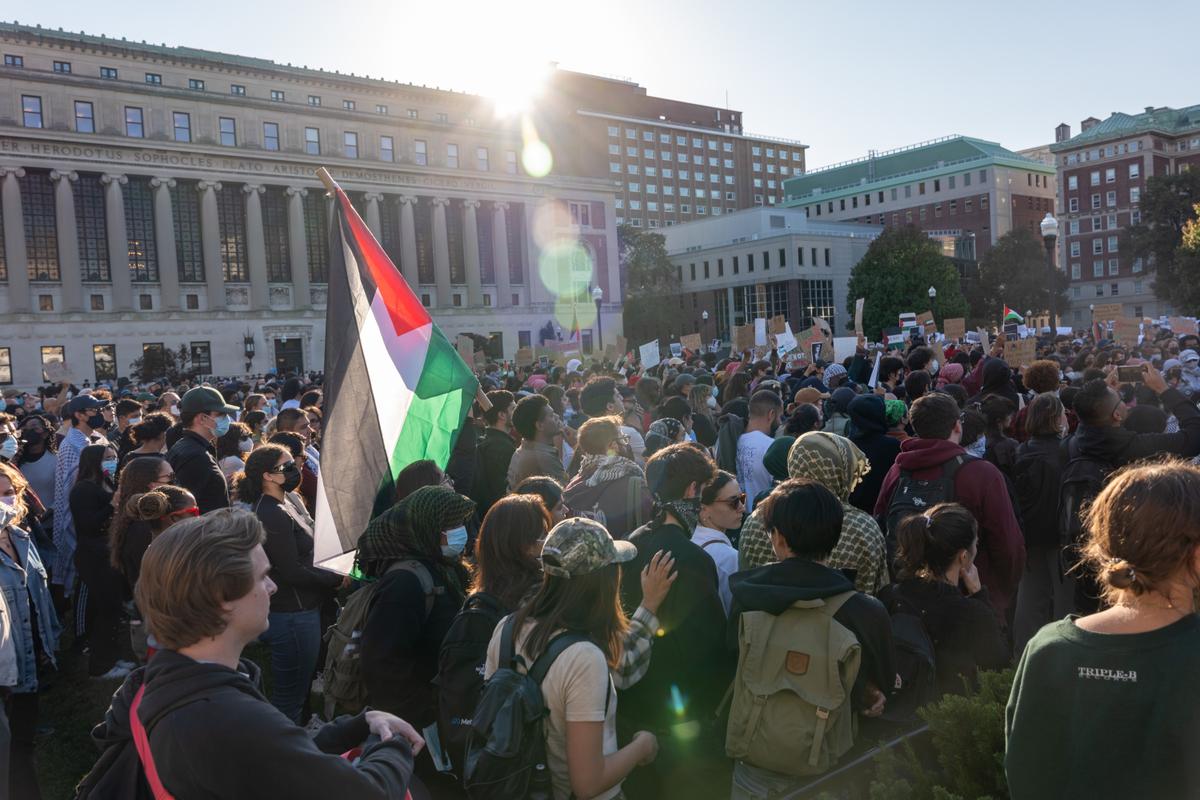 Top Law Firms Tell Law Schools They Won’t Hire Anti-Semitic Graduates