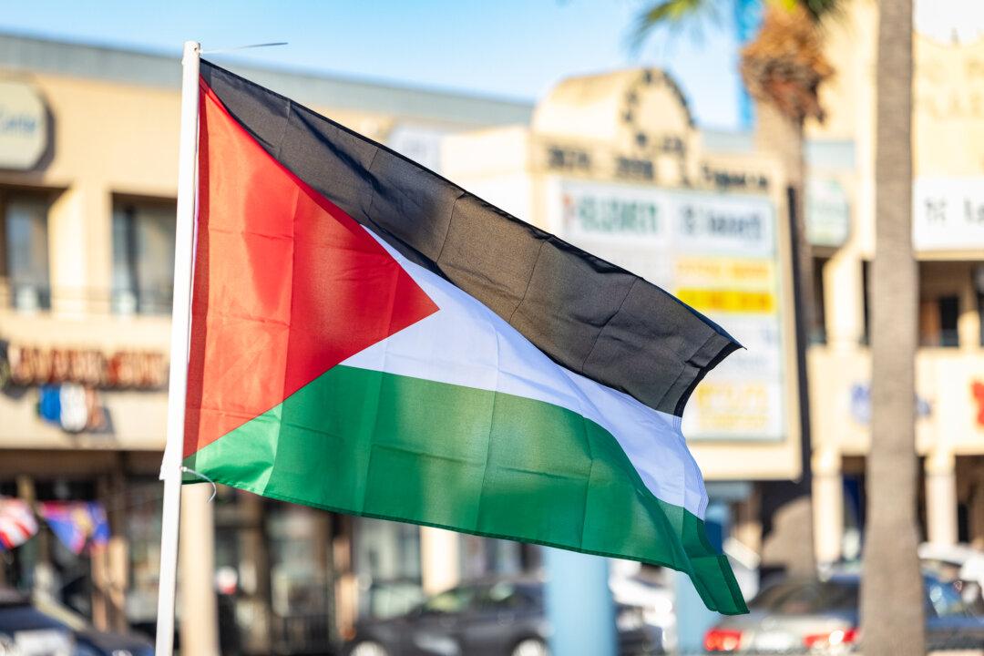 City Council in Melbourne Votes to Fly Palestinian Flag for 6 Months