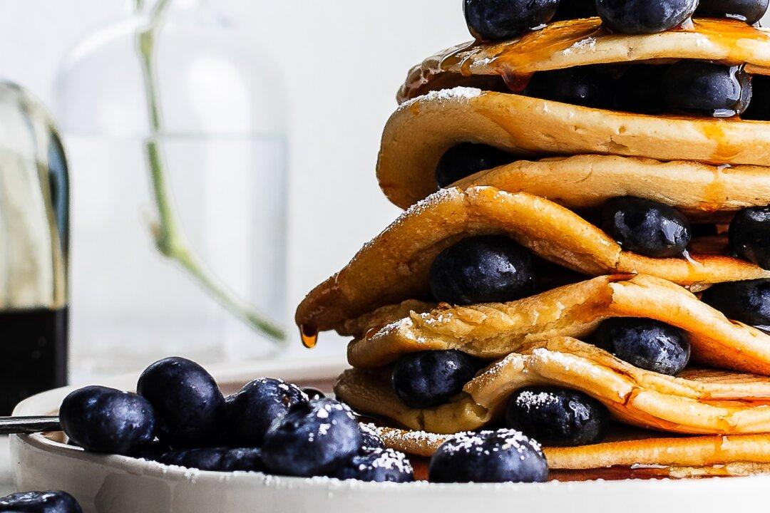 Buttermilk Einkorn Pancakes