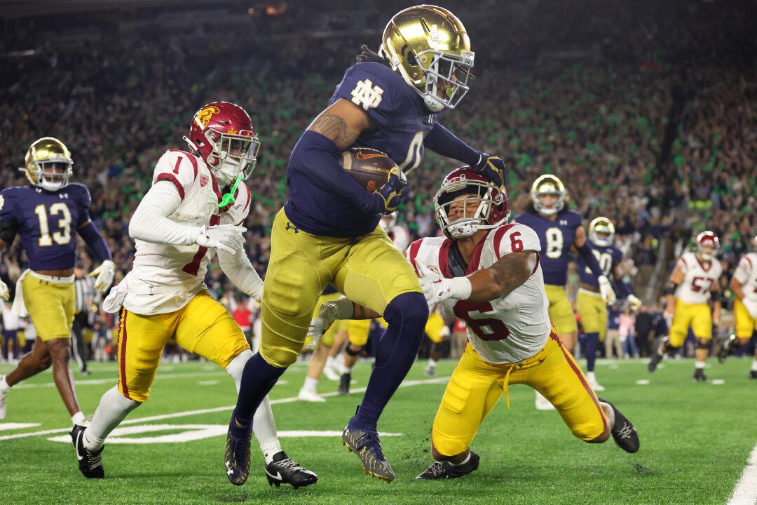 No. 21 Notre Dame Harasses Caleb Williams Handing No. 10 USC First Loss 48–20