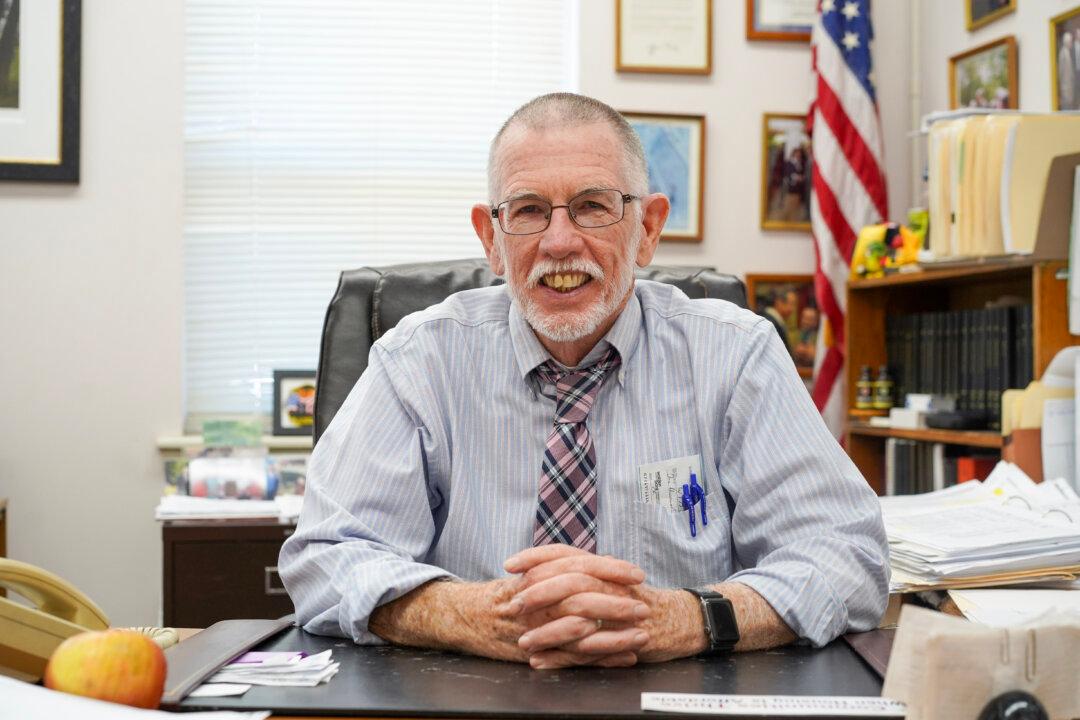 Retiring Warwick Supervisor Michael Sweeton Reflects on His 2 Crowning Achievements