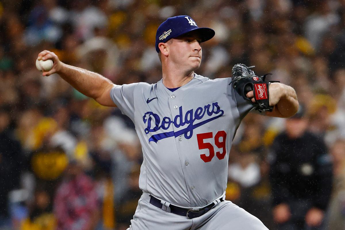 Home of Dodgers Pitcher in Los Angeles Burglarized