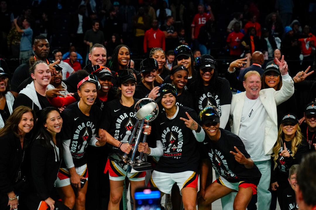 Las Vegas Aces First to Repeat WNBA Champs in 21 Years, Beating New York Liberty 70–69 in Game 4