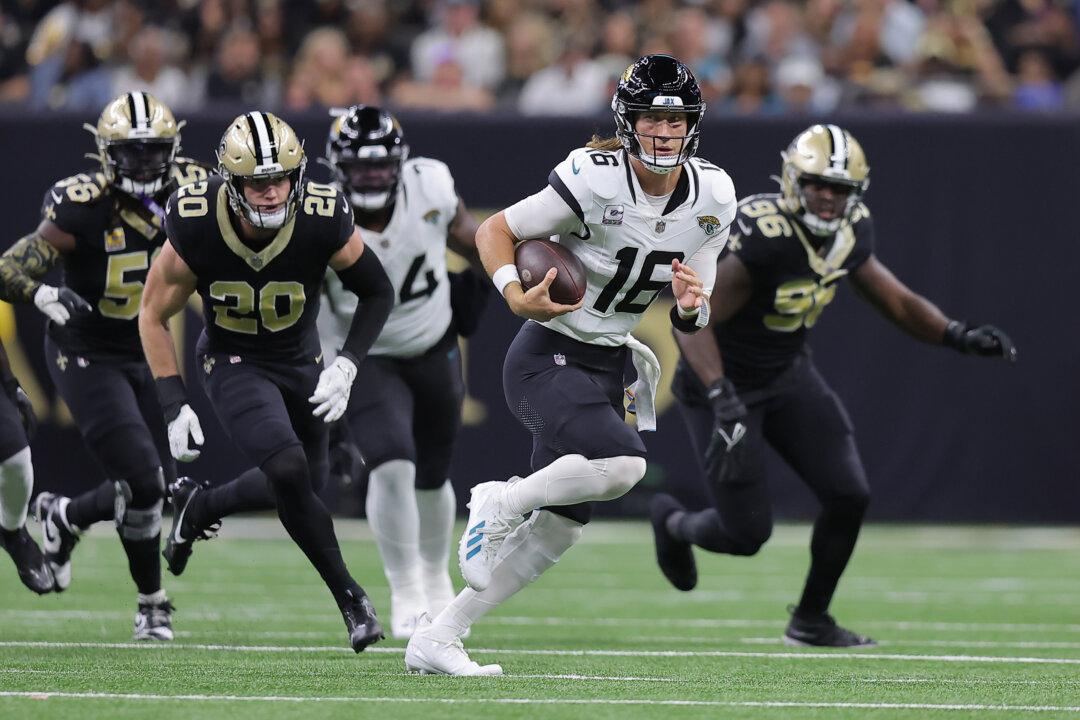 Trevor Lawrence Comes Through Late and the Jaguars Hold Off the Saints, 31–24