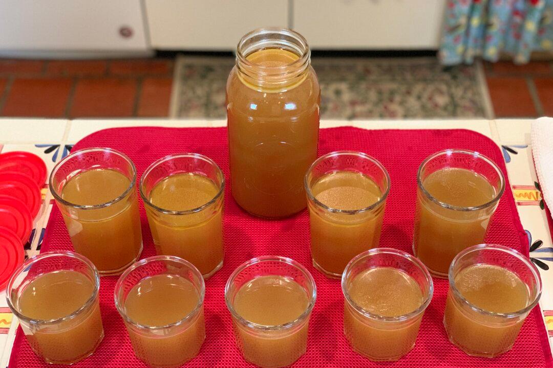 Bone Broth, 4 Ways: Beef, Chicken, Pork, or Fish