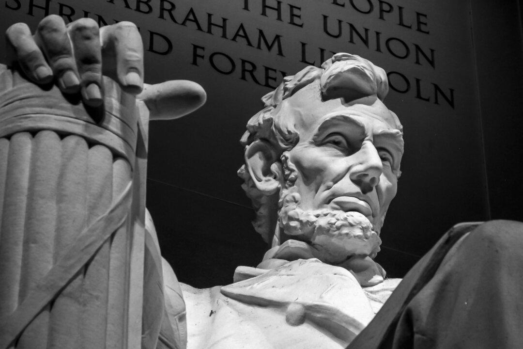 Essential Reading: Selected Quotes and Speeches of Lincoln (II)—Leadership Lessons of Abraham Lincoln (19)