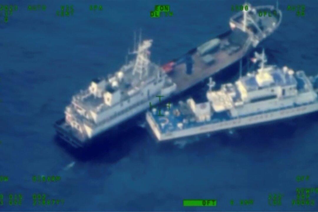 US Renews Warning It Will Defend Philippines After Incidents With Chinese Vessels in South China Sea