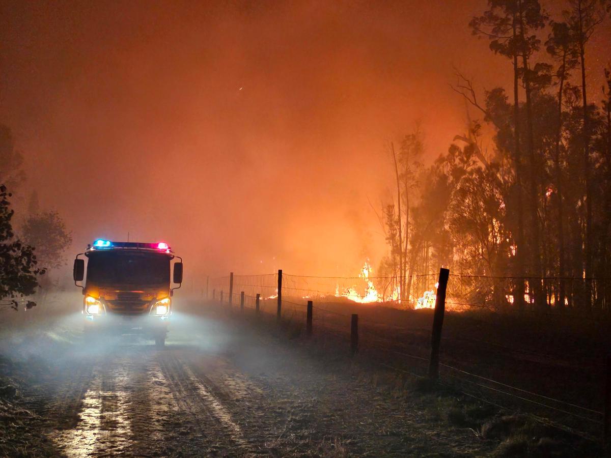 Out of Control Bushfires in Rural Queensland: Residents Lives at Risk, 5 Homes Lost