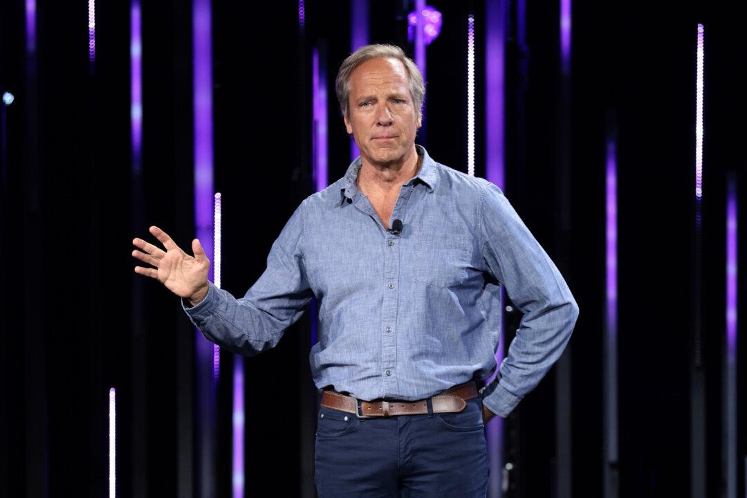 ‘Dirty Jobs’ Host Mike Rowe: It’s Time to Rethink Society’s Definition of a ‘Good Job’