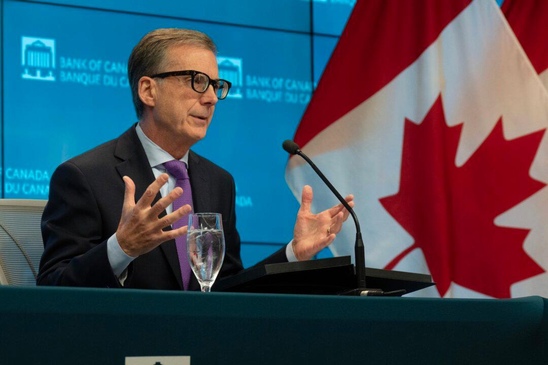 ANALYSIS: Bank of Canada Points to Why US Is Outperforming Canada Currently