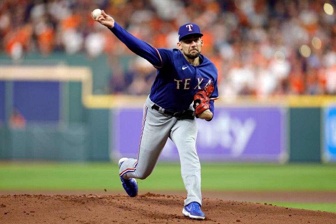 World Series Game 1 a Battle of Rangers’, Diamondbacks’ Aces