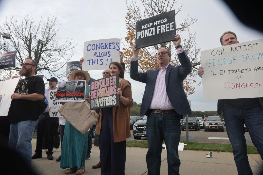 Republican Forces Vote on Expelling Fellow New York Rep. Santos