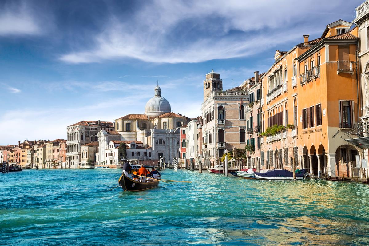 Venice to Impose Tourist Tax for Day-Trippers in Spring 2024