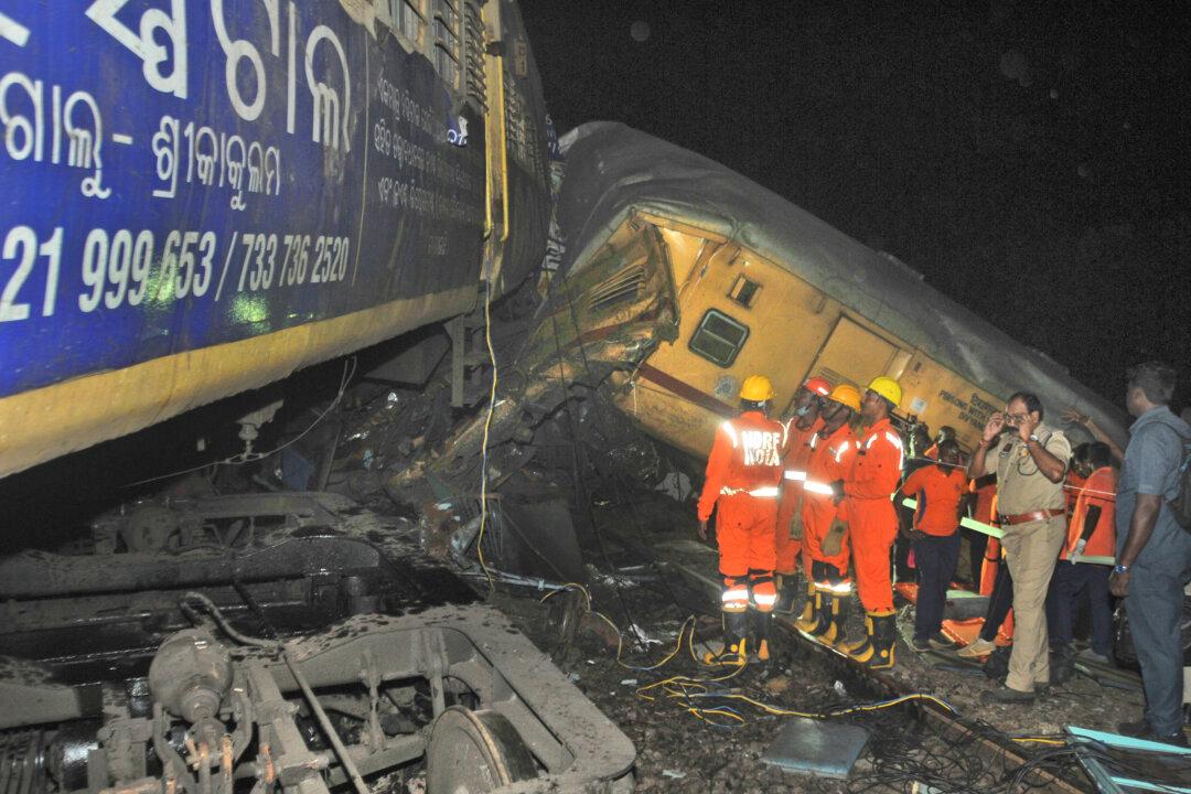 Passenger Train Slams Into Another in Southern India, Killing 13 People and Injuring 25