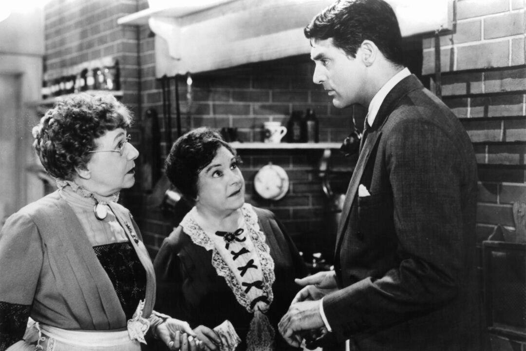 ‘Arsenic and Old Lace’ From 1944: Frank Capra’s Black Comedy