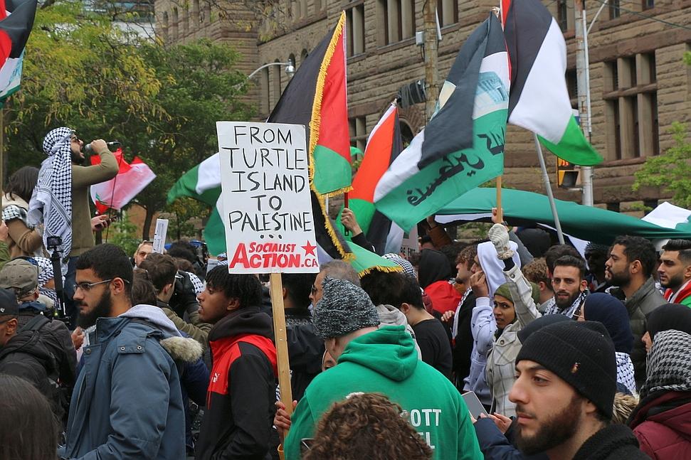 Two-Thirds of Canadians Believe Police Favour Some Protesters Over Others