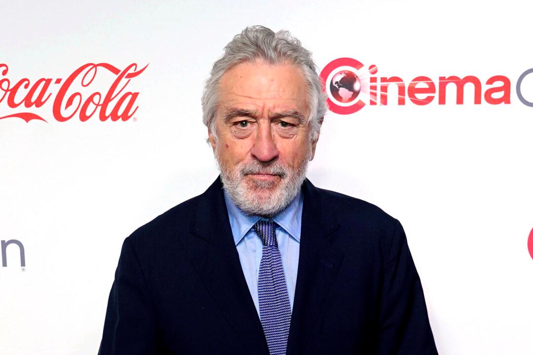 Robert De Niro Lashes Out at Former Assistant Who Sued Him, Shouting: ‘Shame on You!’