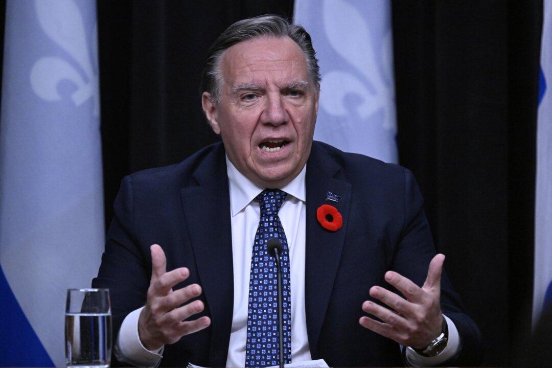 Quebec Increases Immigration Target by 10,000, Imposes French Requirement for Workers