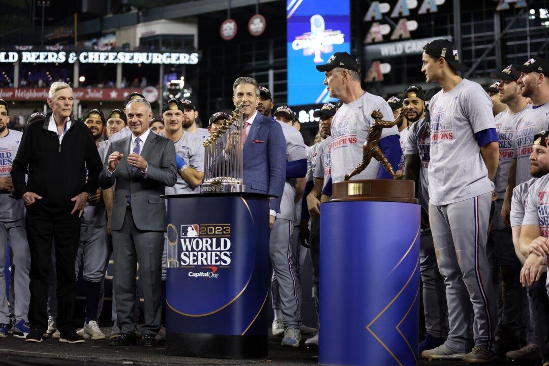 Texas Rangers Win First World Series Title With 5–0 Win Over Diamondbacks in Game 5