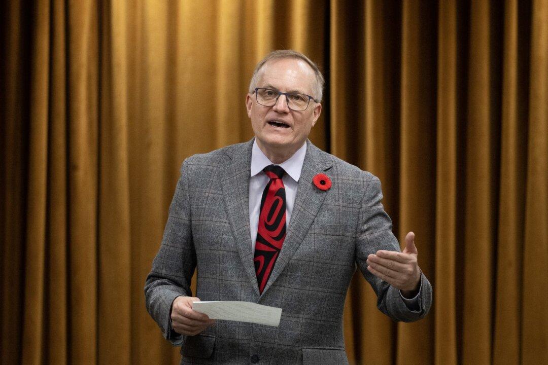 NDP to Back Tory Motion Calling for Carbon Price Off All Heat Sources