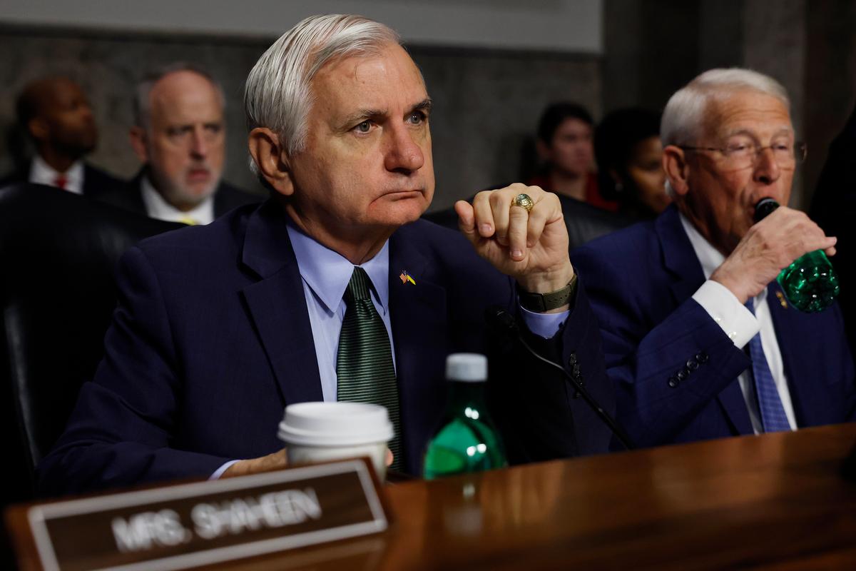 GOP Efforts to Stall Ukraine Funding a ‘Strategic Error’: Sen. Reed