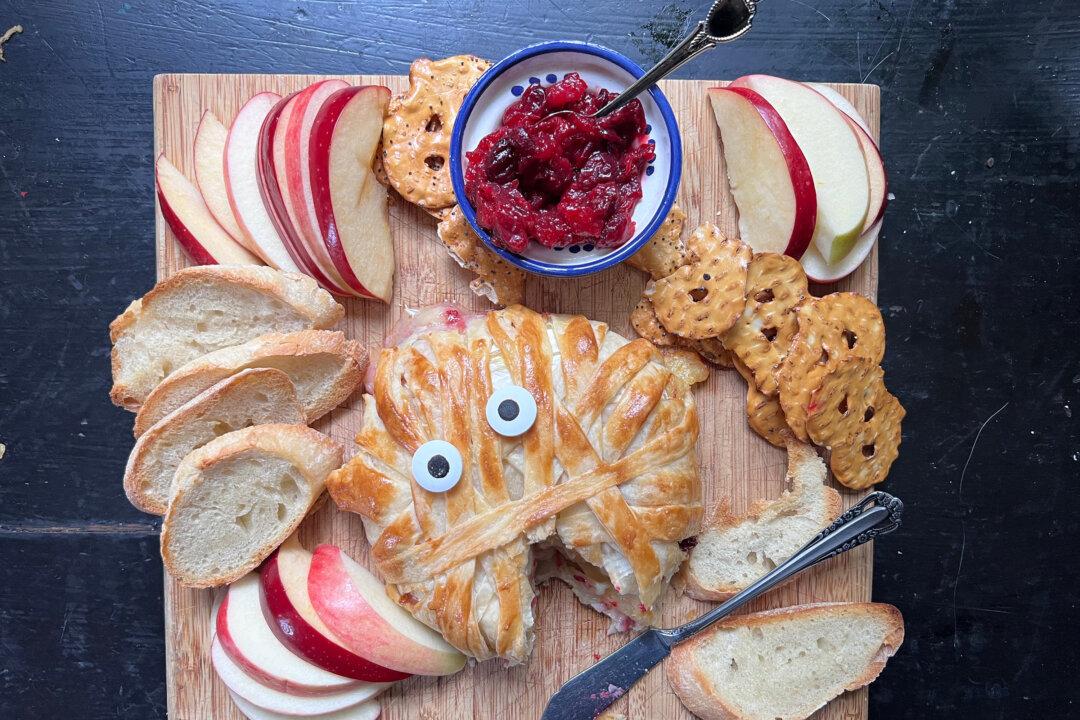 Mummy Baked Brie With Homemade Cranberry Jam