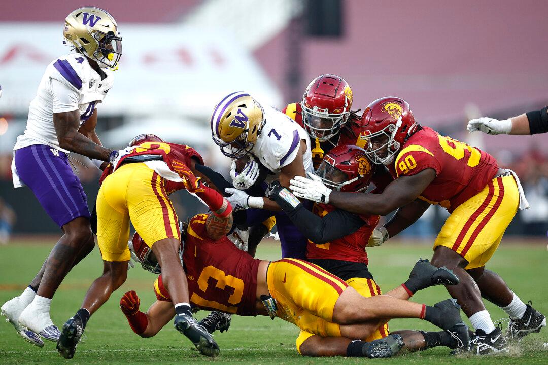 Dillon Johnson Powers No. 5 Washington Past No. 20 USC