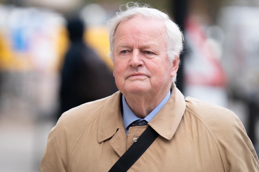 £9,000 Raised for Tory MP Bob Stewart’s Legal Fees as his Political Future Hangs in the Balance