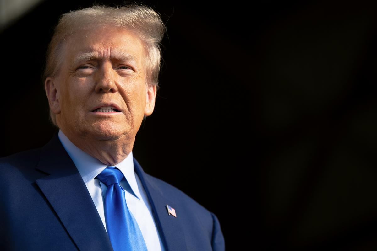 Trump Declines Zelenskyy’s Invite to Ukraine: ‘Biden Administration Is ... Dealing With Him’