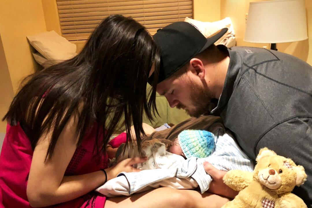 Woman Whose Baby Died 18 Hours After Birth Welcomed ‘Rainbow Baby’ on the Same Date, at the Same Hospital a Year Later