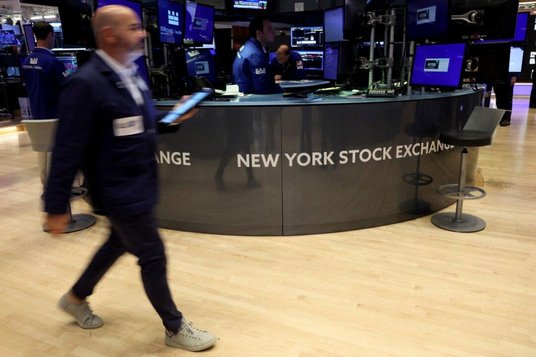 S&P, Dow Open Subdued as Rate Cut Optimism Fades