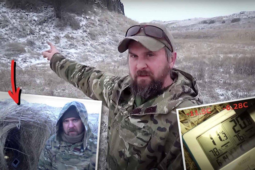 Hunter Makes Emergency Survival Shelter in Barren Winter Scablands With No Gear, No Wood—Here’s How