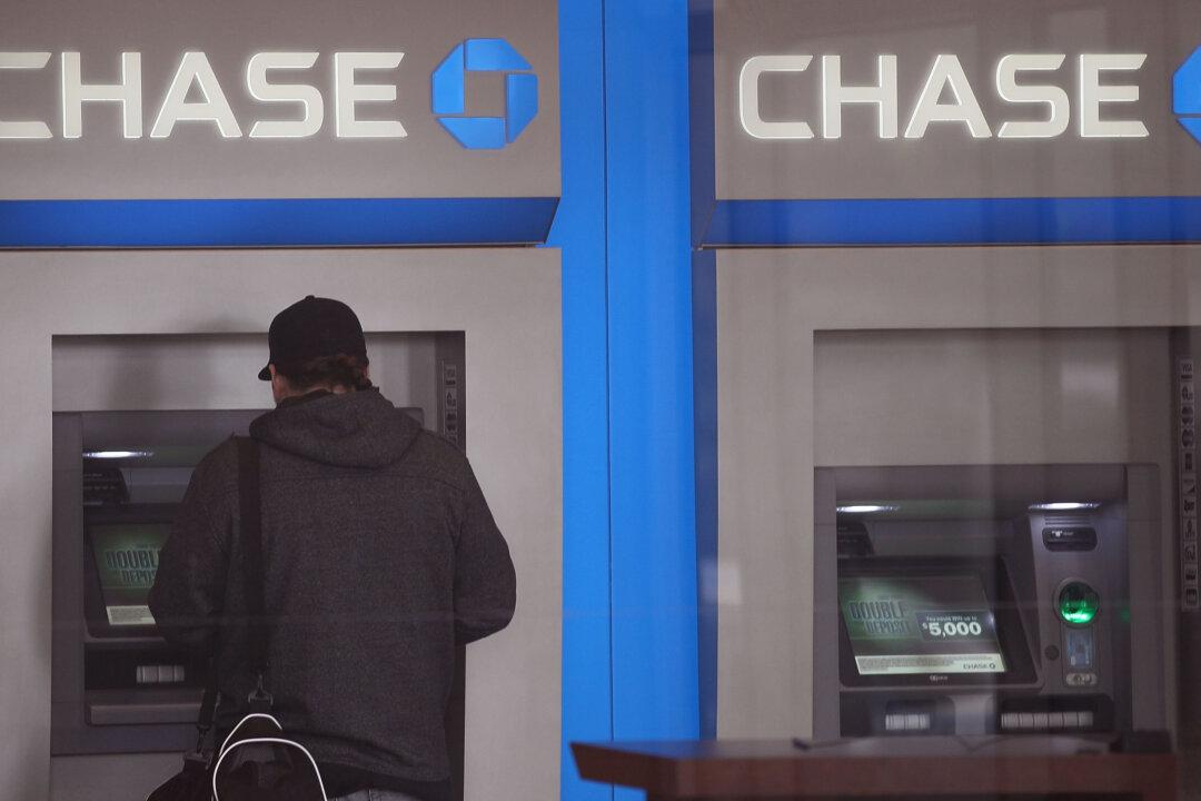 Single Mom of 2 Shot Dead at Chase Bank ATM in Illinois