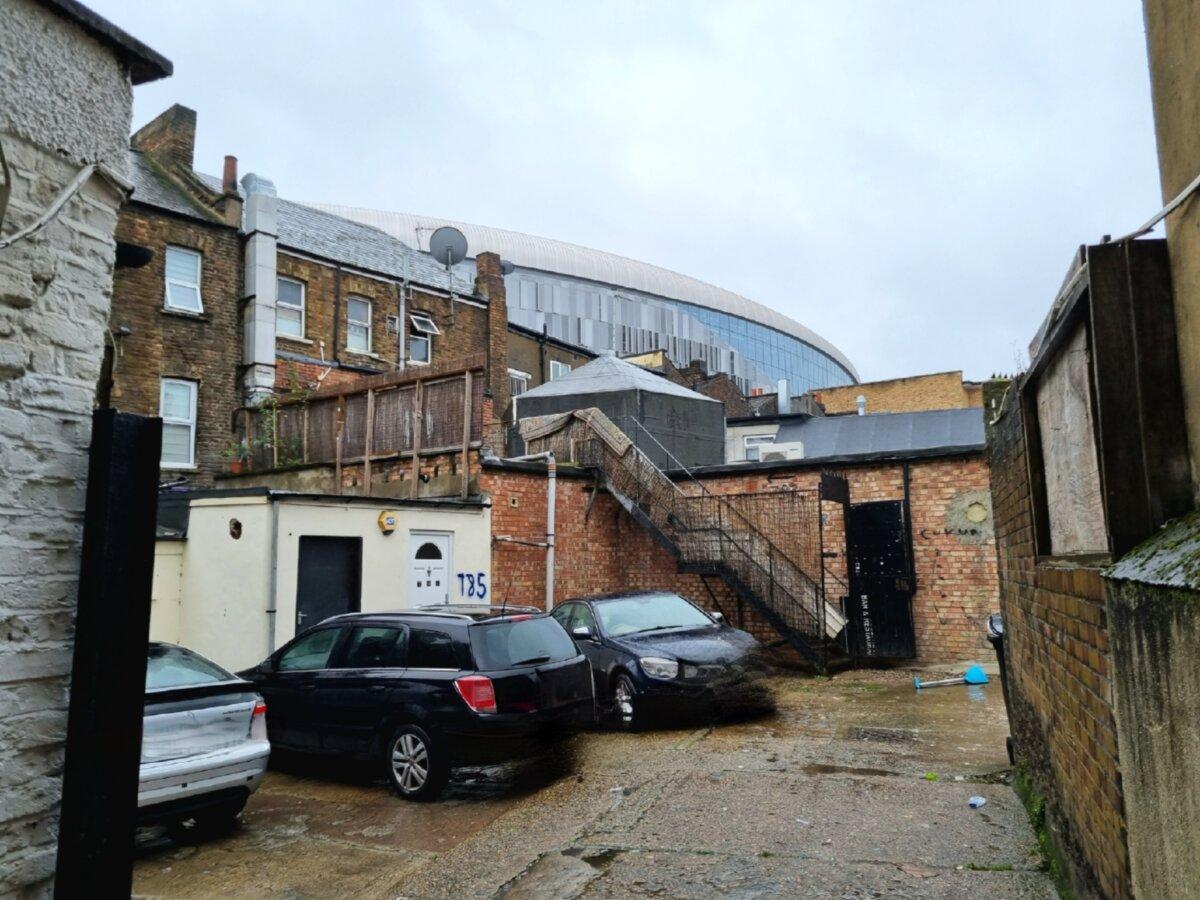The scene of the murder of Koray Alpergin at the rear of The Stadium Lounge in Tottenham, London, on Nov. 8, 2023. (Chris Summers/The Epoch Times)
