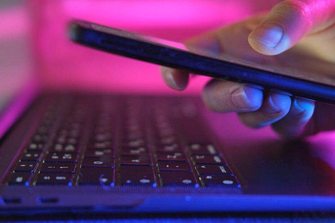 Ottawa Claims New Online Harms Bill Would Set ‘High Bar’ for Determining What Constitutes Hate Speech