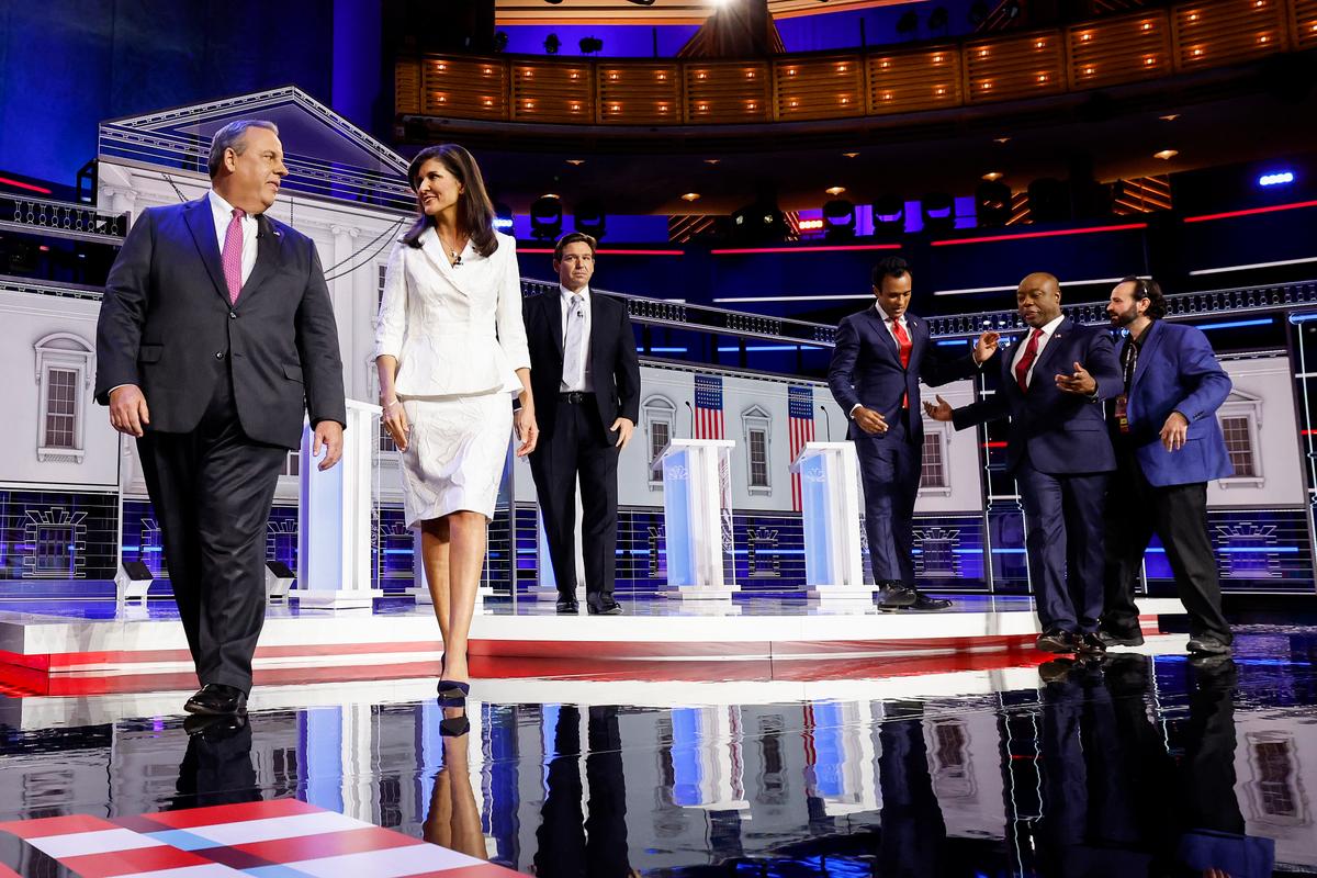 Republican presidential candidates (L-R), former New Jersey Gov. Chris Christie, former U.N. Ambassador Nikki Haley, Florida Gov. Ron DeSantis, Vivek Ramaswamy, and U.S. Sen. Tim Scott (R-S.C.) walk onstage during the NBC News Republican Presidential Primary Debate at the Adrienne Arsht Center for the Performing Arts of Miami-Dade County, in Miami on Nov. 8, 2023. (Anna Moneymaker/Getty Images)