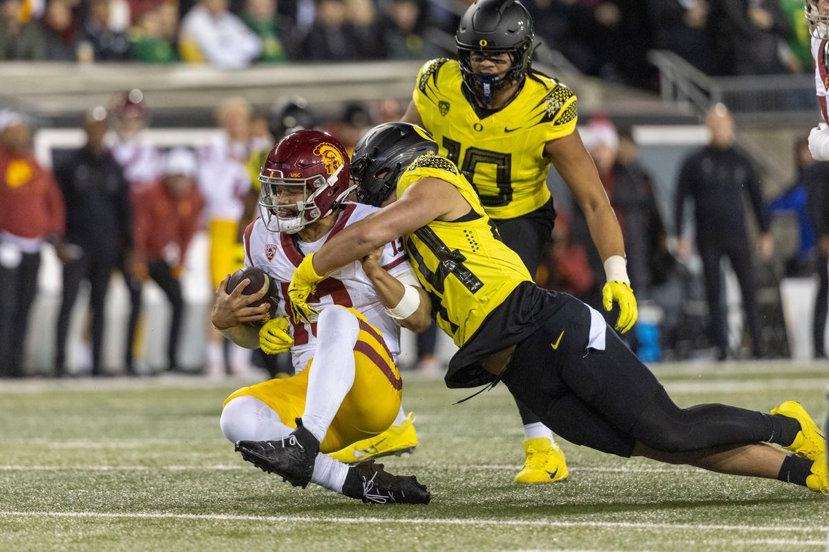 Bo Nix, No. 6 Oregon Fend Off Caleb Williams, USC