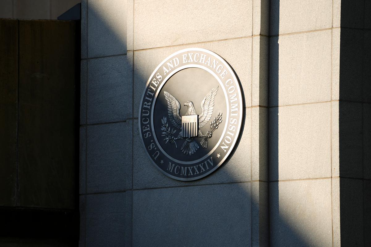SEC Issues Warning for US Investors on Phishing, Smishing, and Vishing Scams