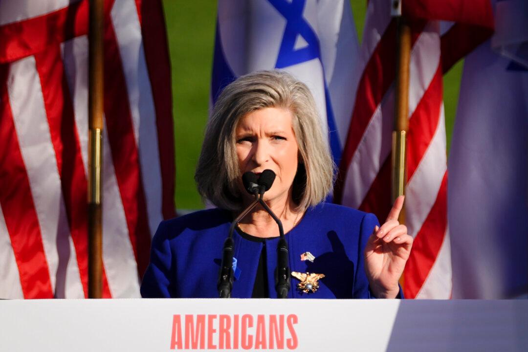 Senate Set to Adopt $886 Billion Defense Bill