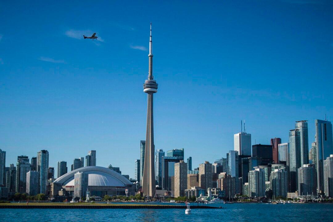 Environment Canada Issues Heat Warning for Ontario, Eastern Canada as Temperatures to Soar to 45 Degrees