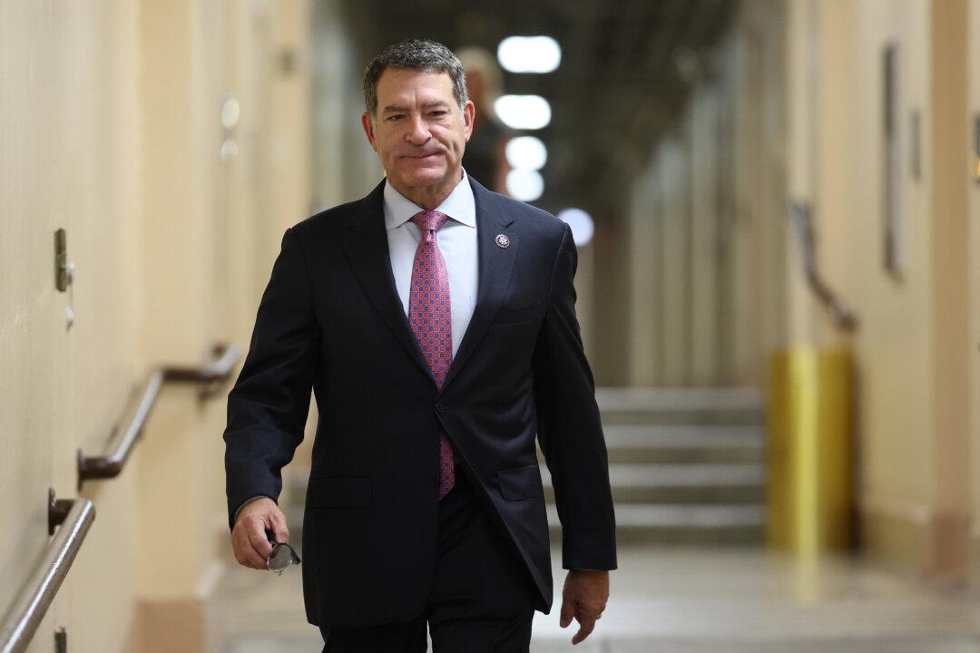 House Republican Reintroduces Bill to Prevent Federal Funds From Flowing Into CCP’s Hands