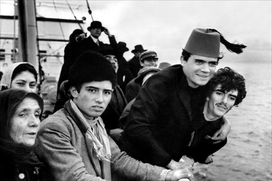 ‘America America’: Promised Land to Political Refugees