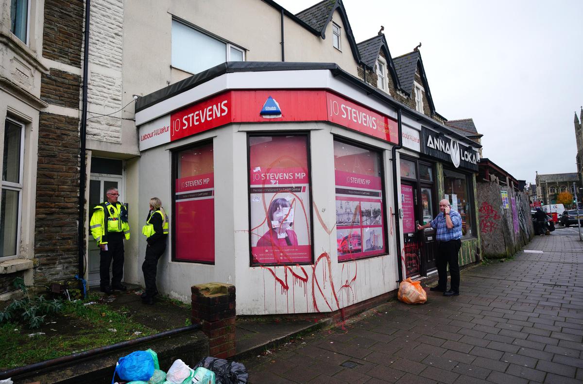 Police Probe Vandalising of Labour MP’s Office Over Gaza Ceasefire Vote