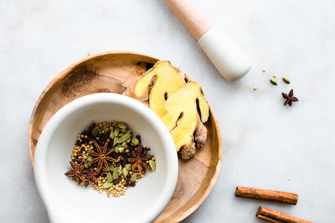 5 Best Winter Spices for Health and Holiday Cheer (and How to Use Them)