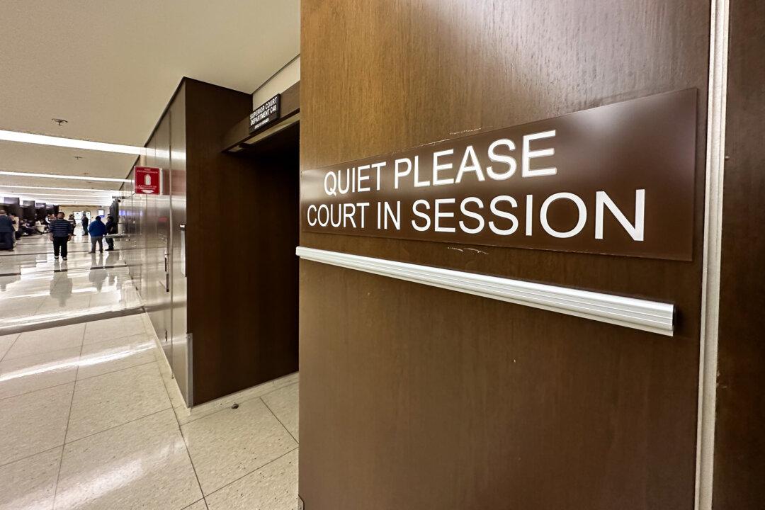 Serial California Shoplifter to Stand Trial After 90 Arrests