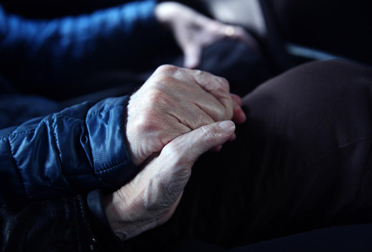 Proposal to Loosen Euthanasia Laws: Doctors May Be Able to Suggest Assisted Death