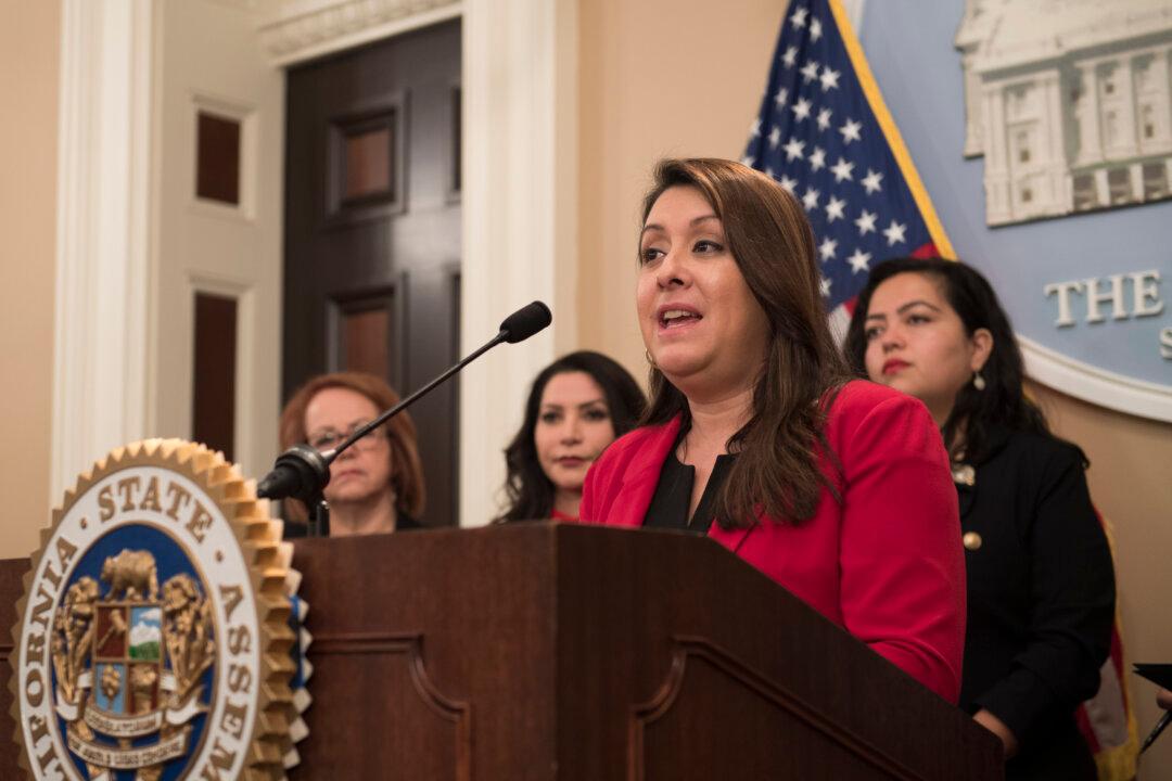 Tony Cárdenas Retiring From Congress, Endorses Luz Rivas