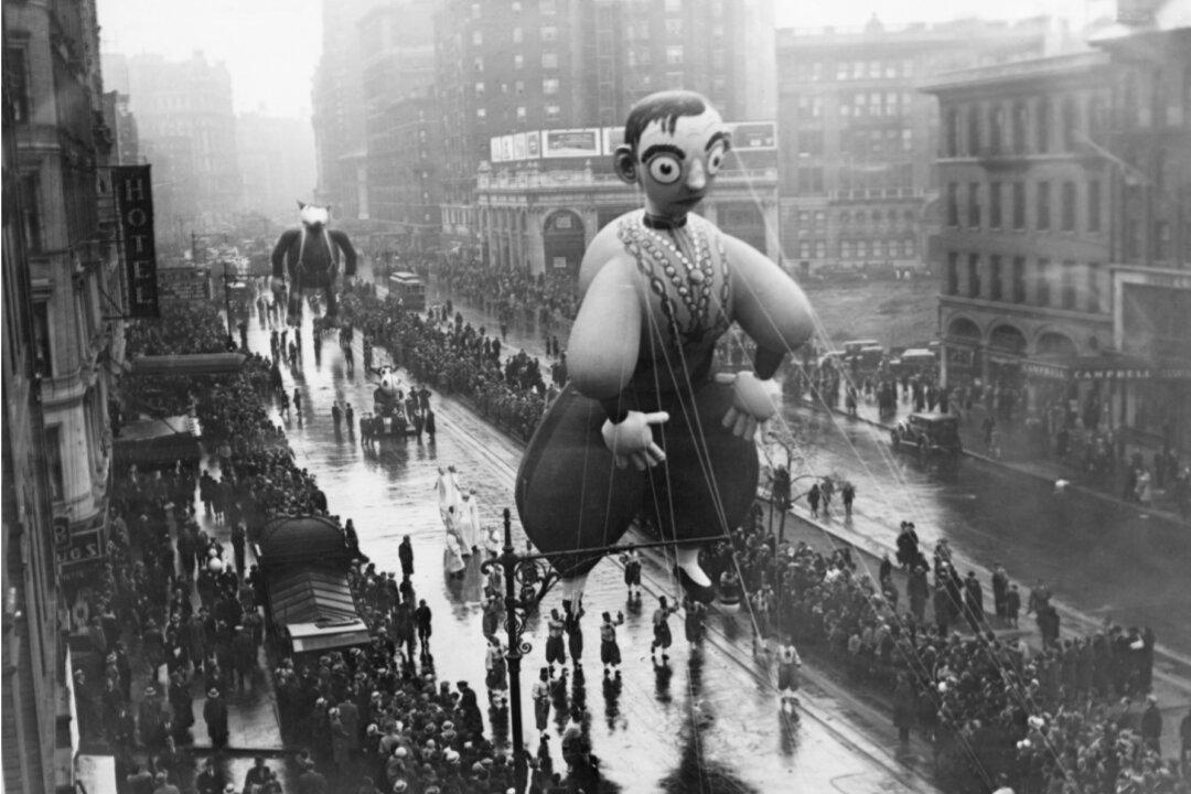 Macy’s and the 100-Year Tradition of the Thanksgiving Parade