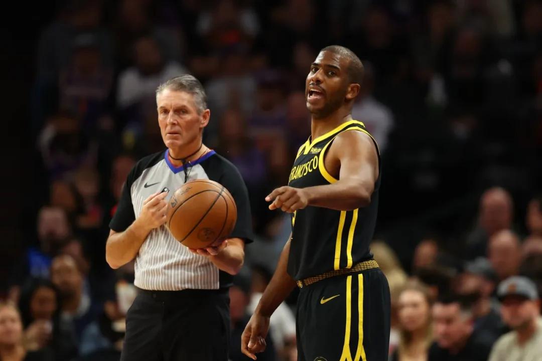 NBA Roundup: Warriors’ Chris Paul Ejected in Loss at Phoenix