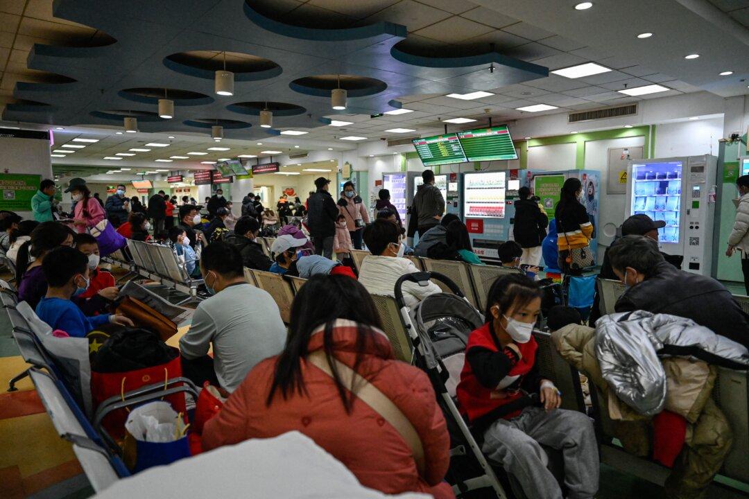 9 Prominent Scholars Die in a Span of 8 Days as Respiratory Illness Spreads in China